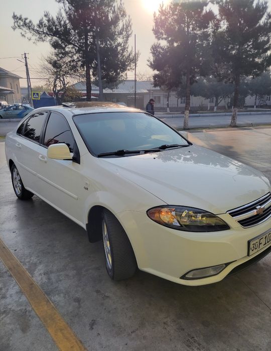 Chevrolet Gentra 2019 Samarqand | Gaz 4-pok | Kelishiladi