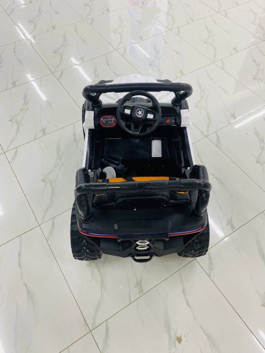 Детский электромобиль