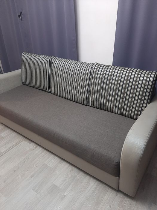 Продам диван в отличном состоянии