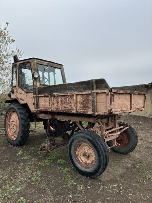 Продам трактор Т-16