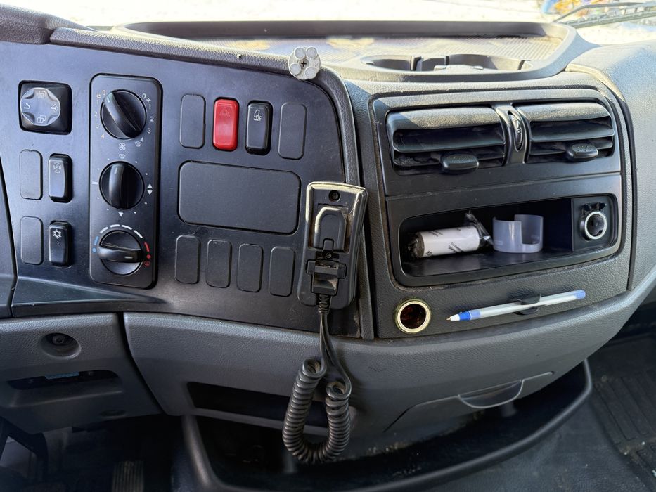 Mercedes-Benz Atego 818 sasiu gol