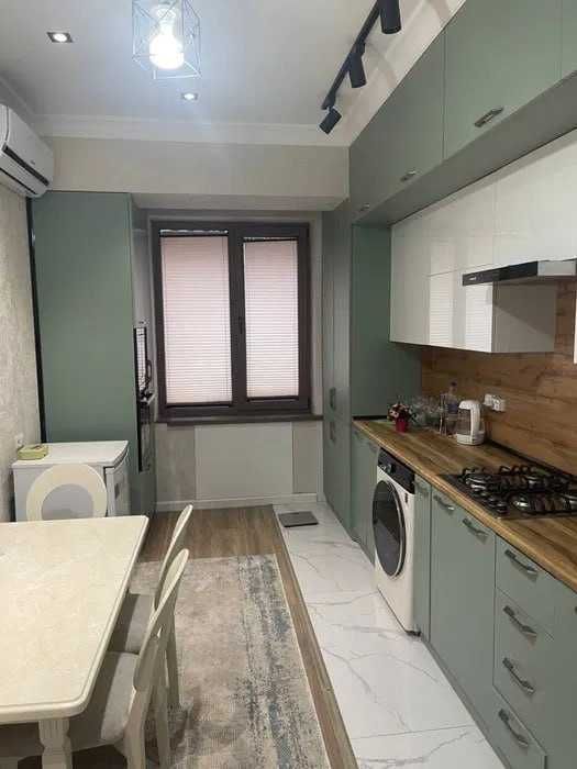 Сдаётся квартира ор-р ЖК Новза 4-комнат Шикарний Вид ул Мукимий