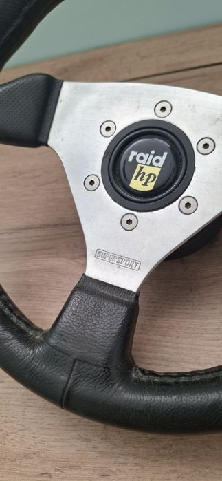 Продавам спортен волан Raid