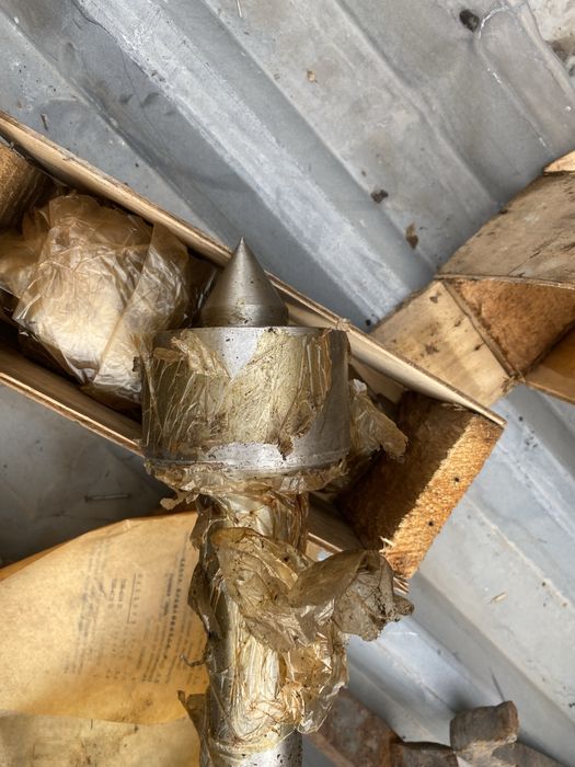 Продам метчик новый