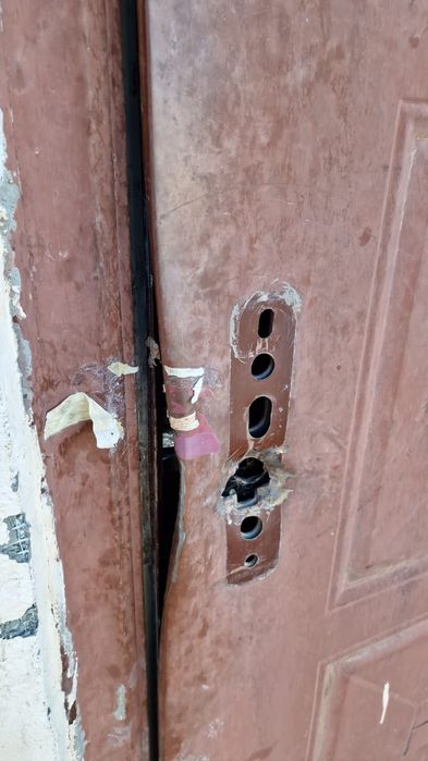 Продам железные двери