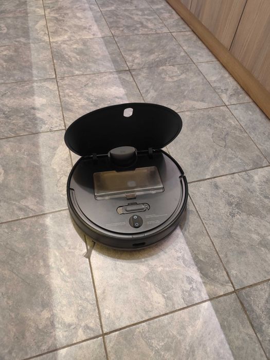 Mi Vacuum Mop-P за сухо и мокро почистване