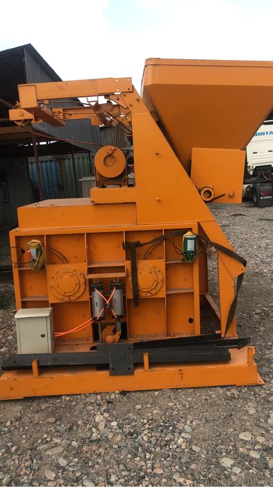 Бетоносмесительный узел JS750