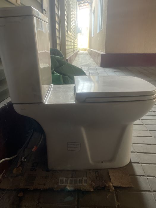 Продам унитаз большой