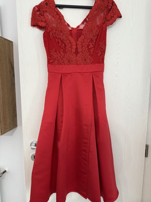 Rochie eleganta midi marimea S