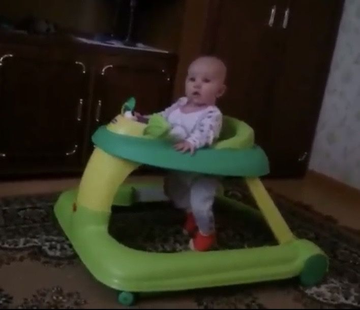 Продам ходунки chicco 3 в 1