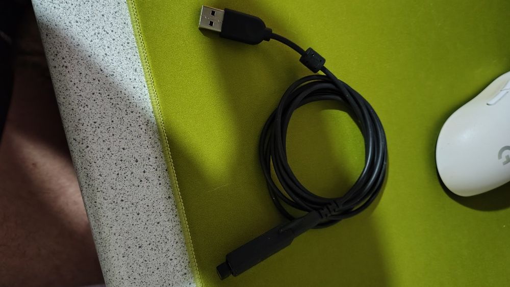 Игровая мышь Logitech G Pro Wireless