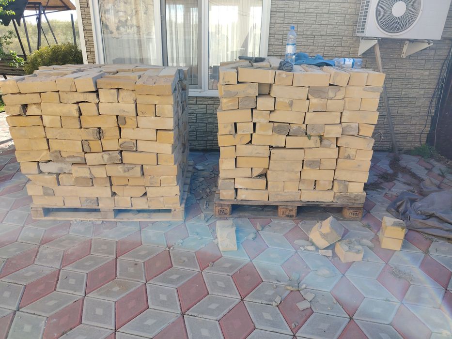 Продам кирпич б/у