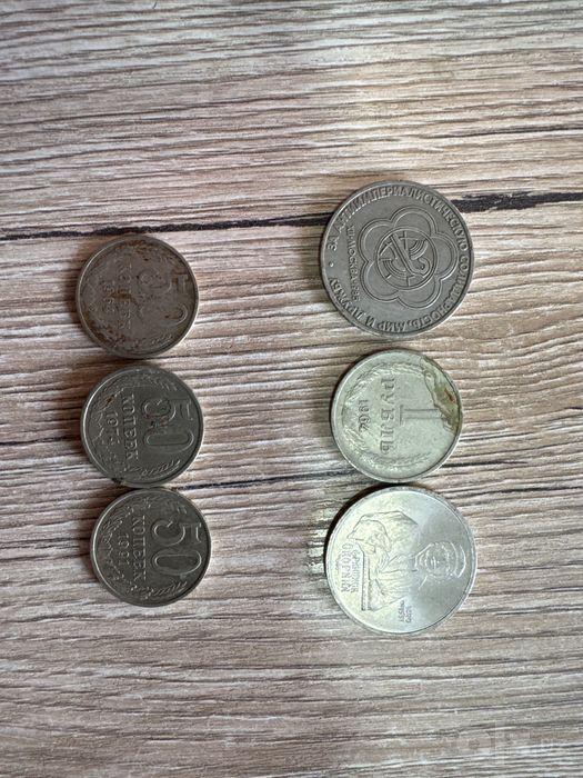 Монеты продается танга сотилади