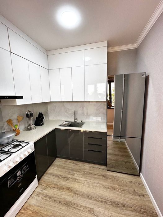 Сдается 4 комнатная квартира