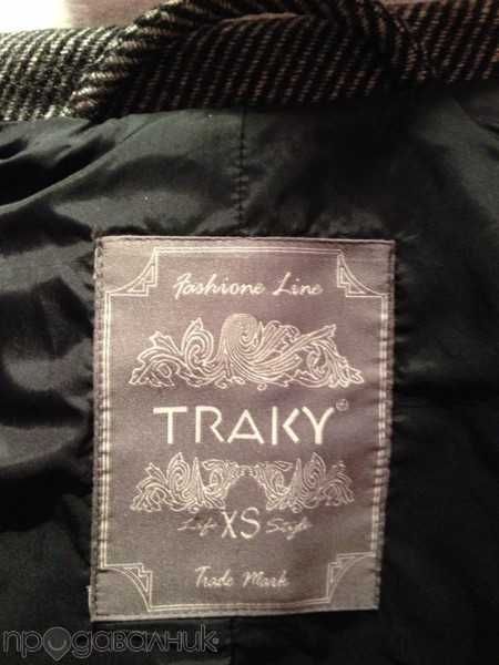 Дамско Вълнено палто Traki XS