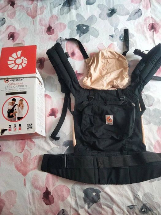 Ergobaby рюкзак.