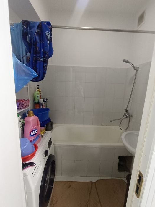 Срочно продаётся  3 х комнатная квартира