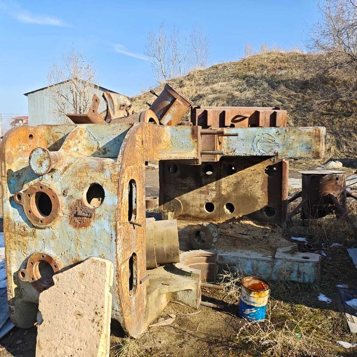 Щековая дробилка СМД-111