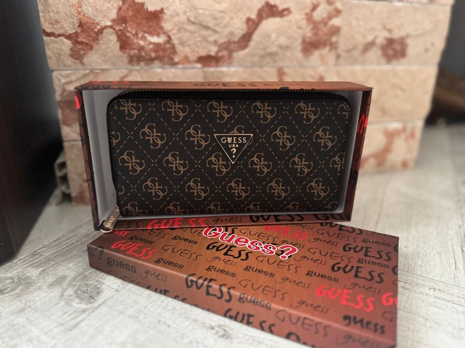 Portofel dama Guess / Prada
