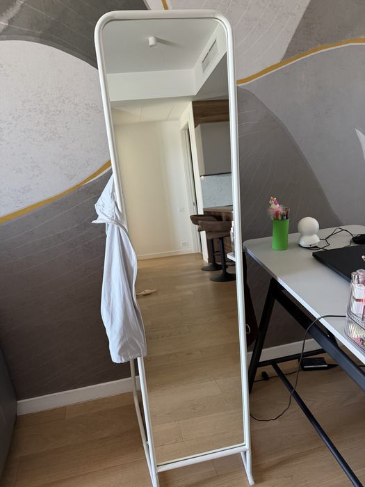 Oglinda multifunctionala