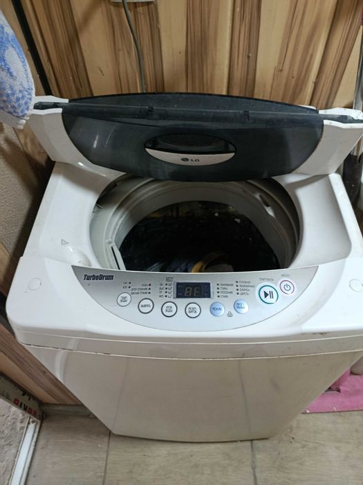 Продам стиралку LG