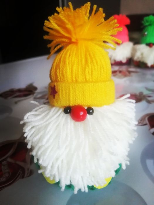 Гномики из пряжи