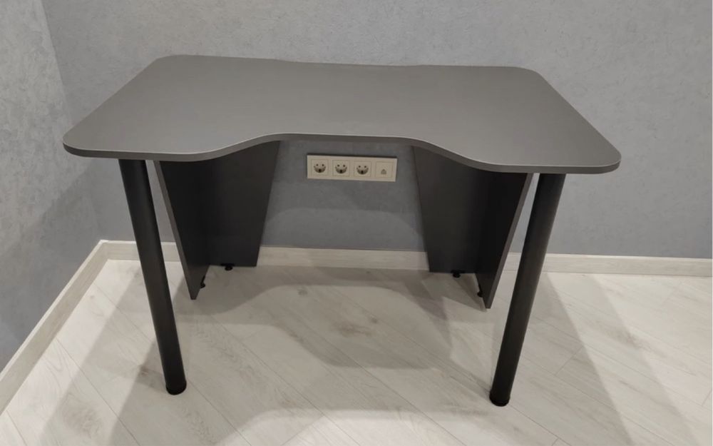 Стол письменый, стол компютерный