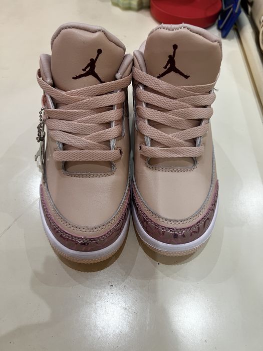 Кроссовки для девочки