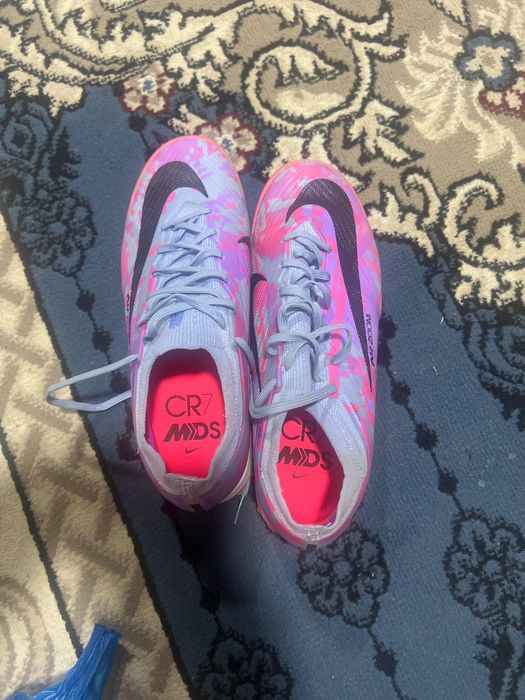Nike Sariknoshka