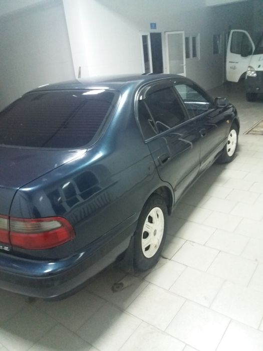 Продам Тайота Карина "Е"