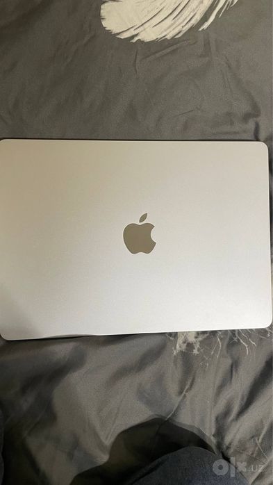 Macbook air m2 8/256