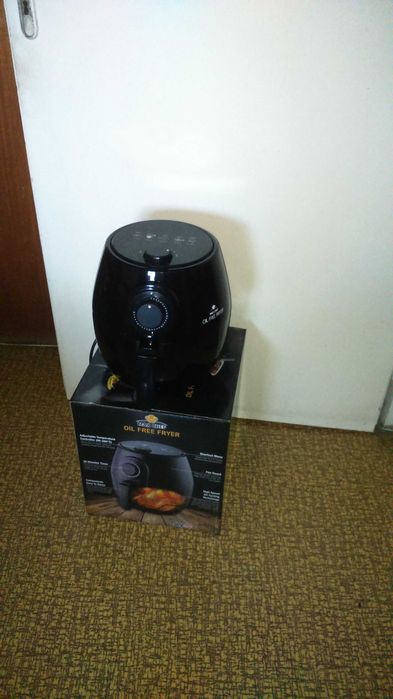 уред Oil Free Fryer
