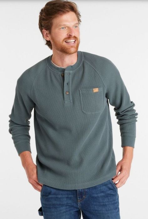 Полувер темно синий фирмы L . L . Bean