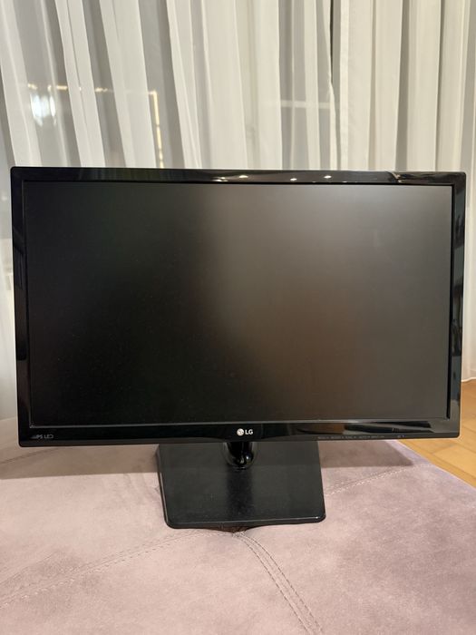 LG монитор - 23" Class Full HD IPS LED