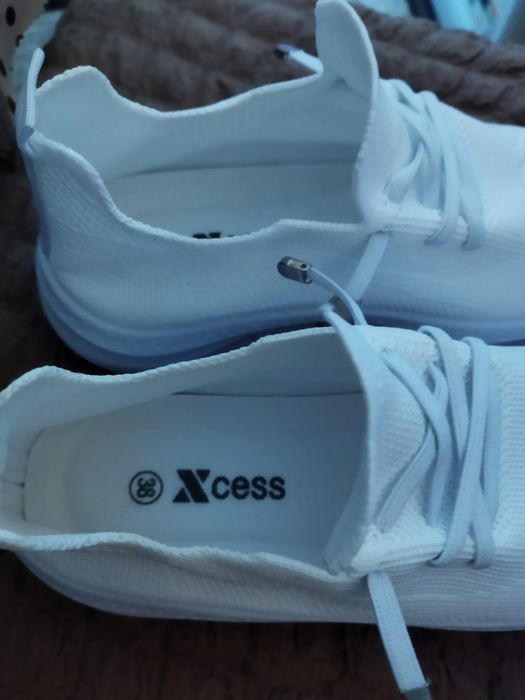 Маратонки номер 38