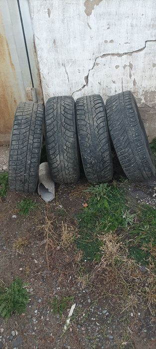 Продам 4 баллона зима на 15