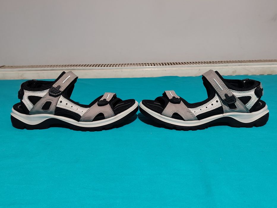 ECCO sandale din piele, mărimea 40, interior 25,5 cm.
