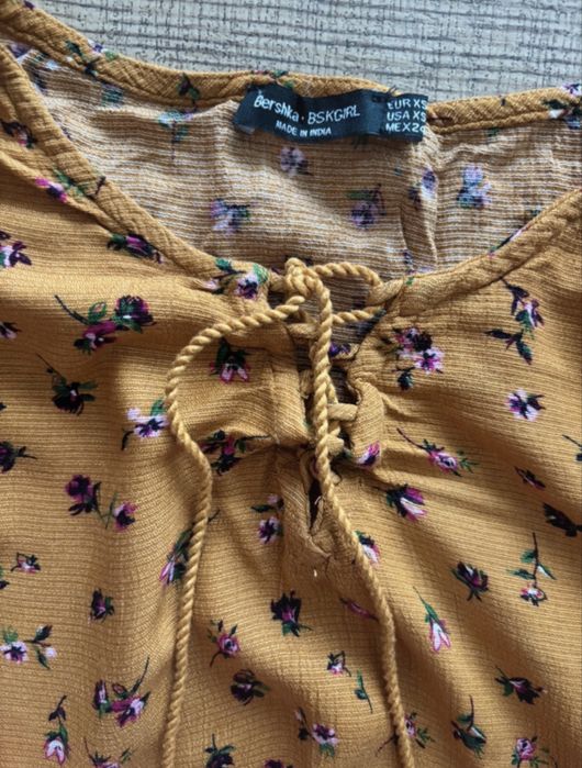 Bluza tip ie Bershka