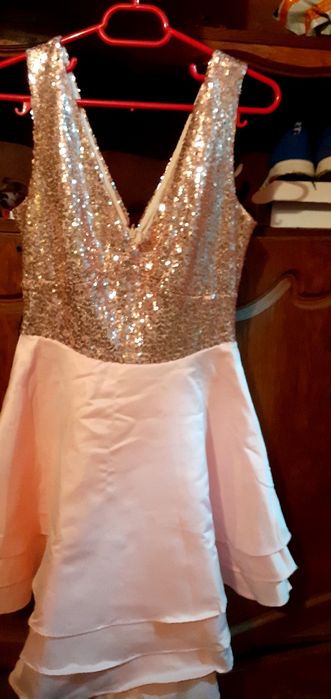 Rochie roz paiete nou