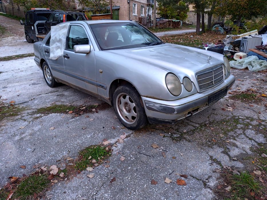 Mercedes E290 W210 На части