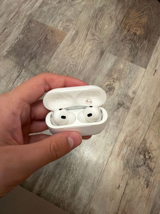AirPods новые белые
