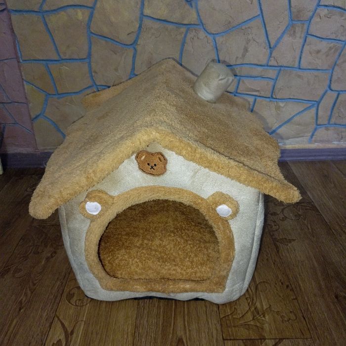 Домик для кошек и собак
