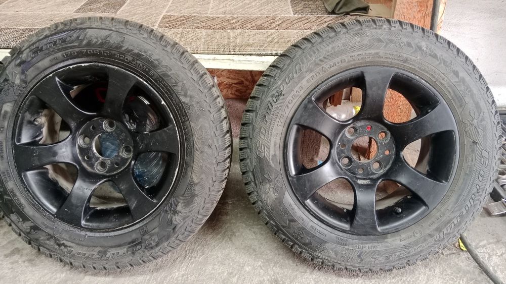 Продаются диски с шинами R13