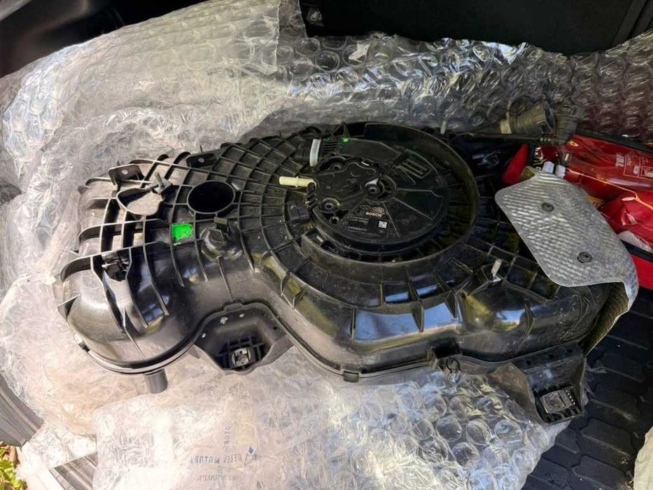 Оригинален AdBlue резервоар с помпа за Hyundai / Kia 1.6 CRDi – 31510-G9000 (Bosch)