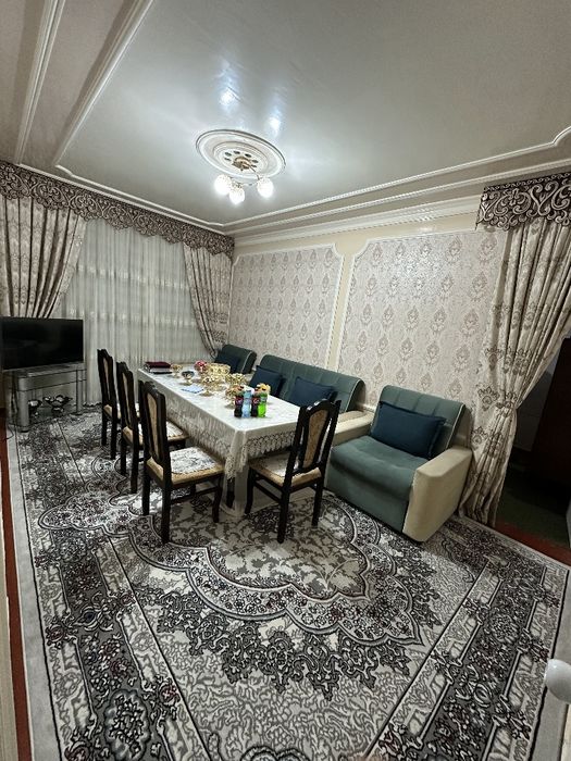 Продается дом 5 комнатная Себзор 5 дом 2 этаж