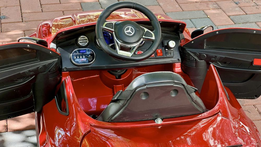 Masinuta Electrica Telecomanda Copii Mercedes 2 baterii 12V 2 Motoare