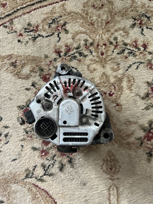 Продам генератор на хонду