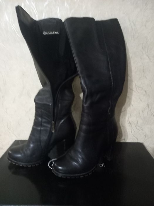 Продам зимние  сапоги