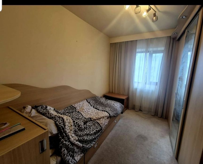 Inchiriez apartament 3 camere