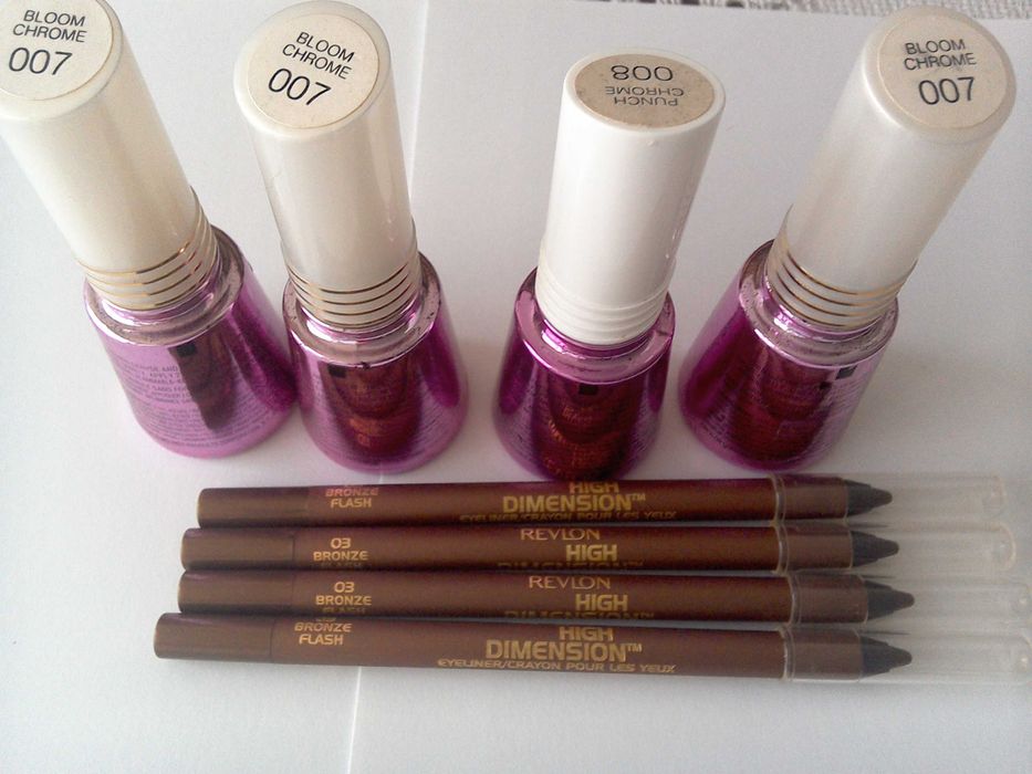 Creion de ochi Revlon - în 3 nuanţe - 1,41 gr. - high dimension